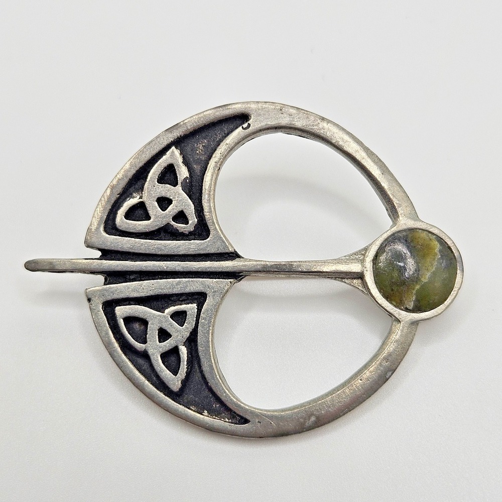 Tara Celtic Brooch Signed Ireland Silver Tone Vintage
